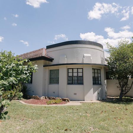 Apartments On Morrow Wagga Wagga Luaran gambar